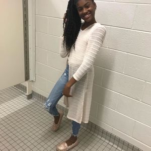 Meet your Posher, Tiese